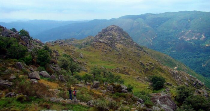 Caminhadas pr1 trilho da calcedonia percurso 700x370